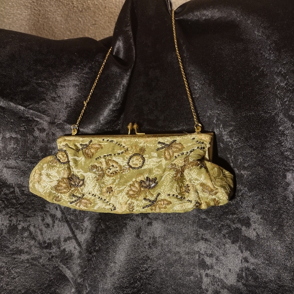 Women small carry handbag